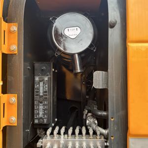 Excavadora de cadenas grande Hyundai 305LC-9T de segunda mano, excavadora usada de 30 toneladas, excavadora hidráulica Hyundai 305 305-9t en venta - Product Image 5