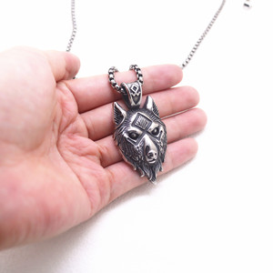 Yunnique – collier avec pendentif tête de loup en acier inoxydable, bijoux unisexes du zodiaque animal, style européen et américain, pendentif rétro à la mode - Product Image 4