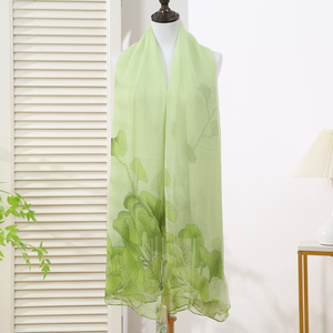 Élégant châle floral pour femme, longue écharpe imprimée tournesol, multifonctionnel, à porter toute l'année - Product Image 3