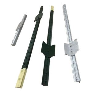 Poste en T para Cerca <span class=keywords><strong>de</strong></span> 7 pies, Pintado <span class=keywords><strong>de</strong></span> Verde, con Alambre Galvanizado/<span class=keywords><strong>De</strong></span> Servicio Ligero, 1.08 lbs/pie, Acero, Metal, Hierro, Poste en T con Remaches para Cerca, Mercado Americano - Product Image 1