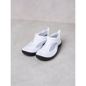 Chaussures Aqua blanches confortables respirantes 225 ~ 235 mm PVC/EVA/Semelle intérieure en maille de caoutchouc pour toutes les saisons-Plastique supérieur de contrôle des pieds - Product Image 1