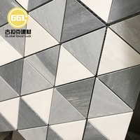 Mosaïque de marbre gris et blanc en forme de triangle pour les murs et les sols de salle de bain
