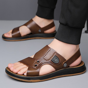 Sandales à bride en T pour hommes, en cuir véritable, à bout ouvert, semelle en caoutchouc antidérapante, logo embossé, chaussures décontractées d'été - Product Image 2