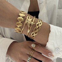 CUMAI Ensemble de bracelets ouverts en acier inoxydable motif losange pour femme, idéal pour les fêtes, le quotidien, la plage, accessoires de bijoux d'été