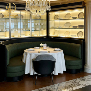 Set di Tavoli e Sedie Rotondi in Pelle di Lusso Personalizzati con Divanetti a Mezzaluna per Ristoranti e Caffetterie - Product Image 4