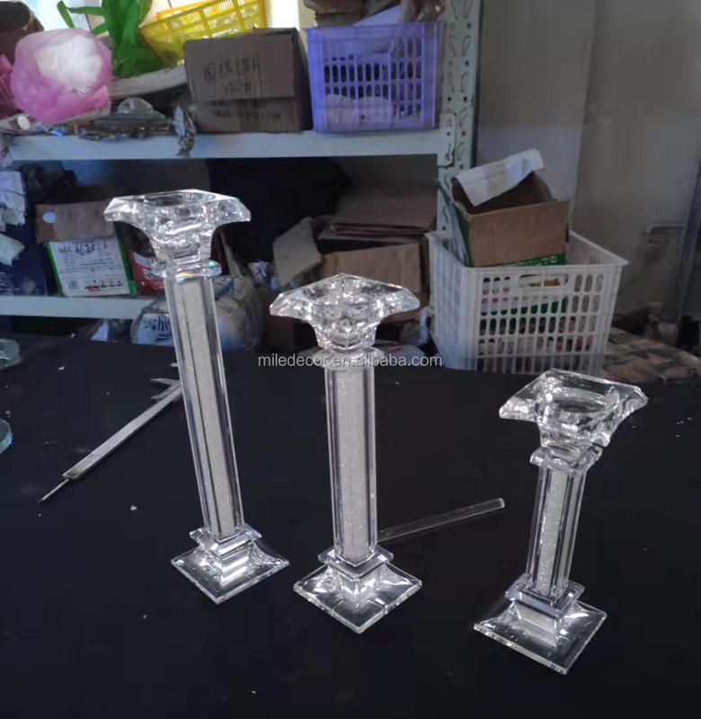 New Arrivals Glass Diamond Cylinder Candle