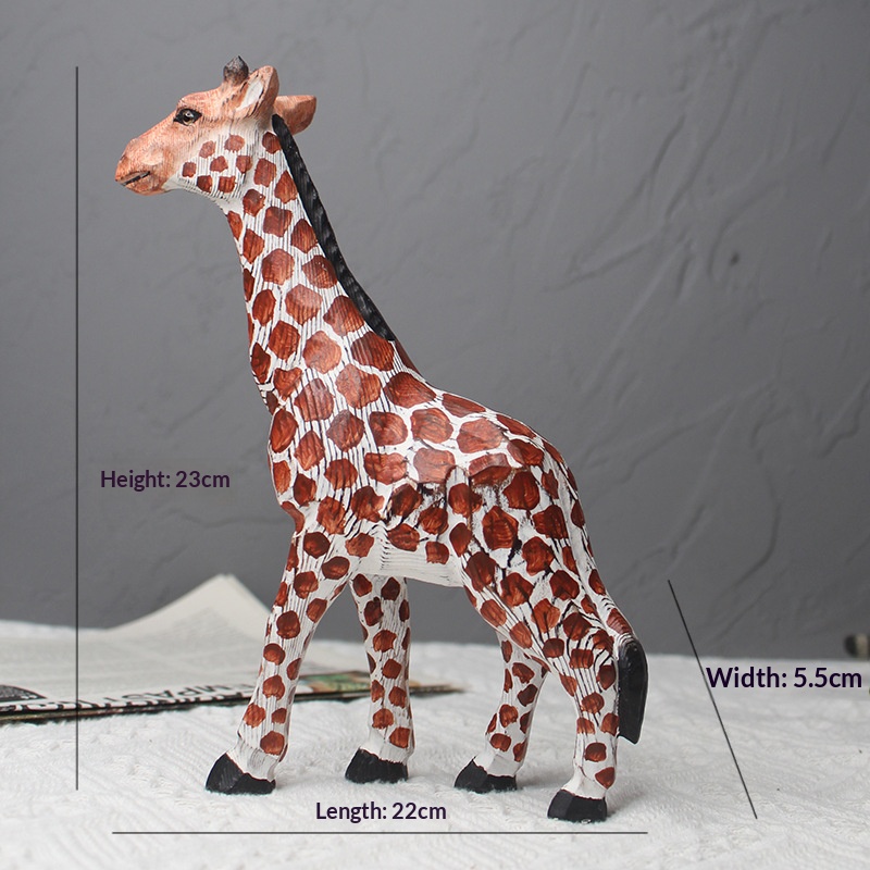 Grande giraffa di pino