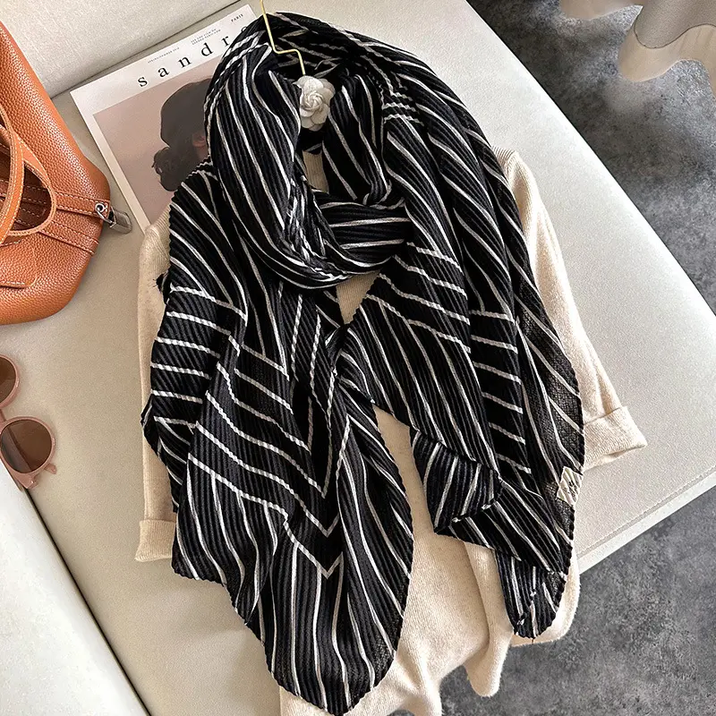 Retro style female autumn winter korean fashion black and white striped pattern crinkle scarf soft crepe crumple neck scarves