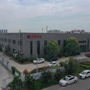 Ruban adhésif en aluminium avec revêtement en PET résistant à la chaleur et ruban d'emballage pour l'assemblage <span class=keywords><strong>de</strong></span> panneaux solaires et l'isolation par réflexion thermique - Product Image 3