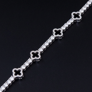 Sterling <b>Silver</b> <b>Bracelet</b> for Men/Women VVS Moissanite Diamond Encrusted Lucky Four Leaf Clover Gift <b>Charm</b> Style - Product Image 1