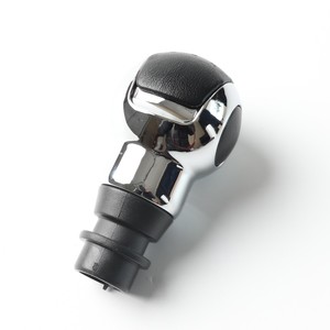 Remplacement <span class=keywords><strong>de</strong></span> tête <span class=keywords><strong>de</strong></span> bâton <span class=keywords><strong>de</strong></span> <span class=keywords><strong>pommeau</strong></span> <span class=keywords><strong>de</strong></span> levier <span class=keywords><strong>de</strong></span> <span class=keywords><strong>vitesse</strong></span> <span class=keywords><strong>de</strong></span> voiture à 5 vitesses pour Peugeot <span class=keywords><strong>208</strong></span> 2019-2021 citroën DS3 C4 DS4 <span class=keywords><strong>pommeau</strong></span> <span class=keywords><strong>de</strong></span> levier <span class=keywords><strong>de</strong></span> <span class=keywords><strong>vitesse</strong></span> - Product Image 4