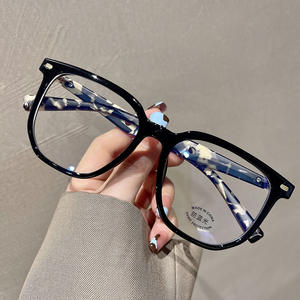 Nouvelles montures de lunettes carrées irrégulières TR90 anti-lumière bleue unisexe, pont moyen, verres AC, fabriquées en Chine L2 30153 - Product Image 1