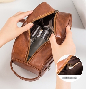 <span class=keywords><strong>Trousse</strong></span> <span class=keywords><strong>de</strong></span> <span class=keywords><strong>Toilette</strong></span> Portable en PU <span class=keywords><strong>pour</strong></span> <span class=keywords><strong>Homme</strong></span> Vente en Gros Usine, <span class=keywords><strong>Trousse</strong></span> <span class=keywords><strong>de</strong></span> Rasage Zippée <span class=keywords><strong>Grande</strong></span> Taille Holographique Personnalisée - Product Image 3