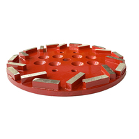 Plaque de meulage diamantée pour béton Premium HuaYu S010 10''/250mm, soudée argentée, OEM/OBM 16 # 24 #   Disque abrasif fin pour meuleuse d'angle