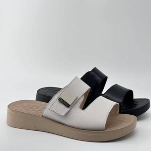 2024 nuove scarpe da donna Casual a pantofola piatte con giunzione con Design Plus taglie 37-41 sandali traspiranti per il round invernale - Product Image 5