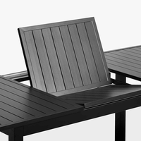 Ensemble de table à manger extensible de luxe, cadre en aluminium noir, chaises avec accoudoirs effet teck, résistant aux intempéries, meubles de terrasse extérieurs
