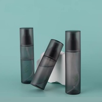 Bouteille de pulvérisation de brume fine cosmétique PET personnalisée 100ml 120ml 150ml vide en plastique rechargeable de l'eau de toner emballage de soins de la peau du visage