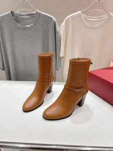 Botines con Tacón Cuadrado y Detalle de Hebilla, con Cierre de Cremallera, para Mujer, Estilo Casual y Elegante, Valentinoing - Product Image 3