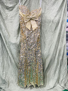 <span class=keywords><strong>Abbigliamento</strong></span> Usato all'Ingrosso dagli USA, Abiti <span class=keywords><strong>da</strong></span> <span class=keywords><strong>Cerimonia</strong></span> Usati all'Ingrosso, <span class=keywords><strong>Abbigliamento</strong></span> Usato dal Canada, Squisito e Accurato - Product Image 6