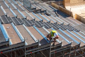 Planche d'échafaudage en PP renforcé de 11mm pour une résistance et une durabilité accrues. - Product Image 3