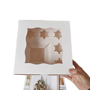 Caja de Pastel Cuadrada Personalizada con Logotipo para Pasteles y Cupcakes, 10x10x5 Pulgadas, 350g, Cartón Reciclable con Inserto para Pasteles Pequeños - Product Image 1