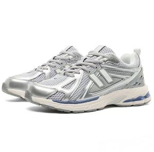 La Fábrica Ofrece un Nuevo Lote de Zapatos Deportivos Modernos para Hombre y Mujer, Así Como Zapatos Casuales Cómodos para Caminar - Product Image 1