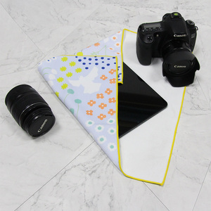 Emballage magique multifonctionnel personnalisé <span class=keywords><strong>serviette</strong></span> magique en microfibre imprimée pour les cosmétiques d'appareil photo d'<span class=keywords><strong>ordinateur</strong></span> - Product Image 3