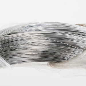 Fil de fer galvanisé personnalisable de 0,7 mm, rouleau de 5 kg pour la construction, fil de ligature, prix d'usine, vente en gros, production en vrac - Product Image 3