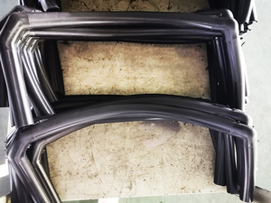 GRAN CANTIDAD PRECIO BAJO Antienvejecimiento <span class=keywords><strong>Caravana</strong></span> Sello de <span class=keywords><strong>puerta</strong></span> de coche y tira de sello de <span class=keywords><strong>goma</strong></span> para techo solar para junta de <span class=keywords><strong>puerta</strong></span> de coche - Product Image 6