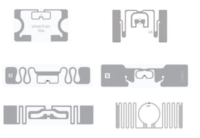 Étiquettes autocollantes en papier UHF RFID 860-960MHz à longue portée étiquettes passives pour la gestion des vêtements au détail d'hypermarché d'inventaire
