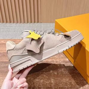 Chaussures de sport rétro personnalisées pour hommes et femmes, baskets décontractées en cuir véritable et mesh respirant, légères et flexibles - Product Image 2