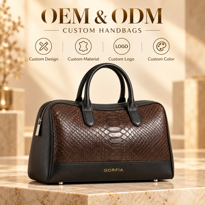 Sac de voyage en cuir à motif crocodile, nouveau produit de luxe 2027, sac à dos de voyage rétro durable, fournisseur OEM ODM personnalisé - Product Image 1