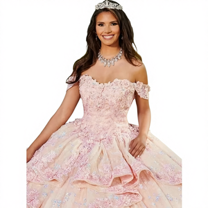 Damen Schulterfreies Mehrlagiges A-Linien Quinceañera Ballkleid Bodenlang mit 3D-Blumen, Puffärmeln und Perlen-Spitzenapplikationen - Product Image 1