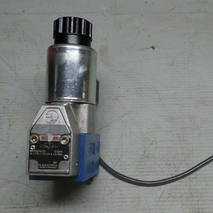 565-301-000-0 दिशात्मक 5653010000 <span class=keywords><strong>3</strong></span>/<span class=keywords><strong>2</strong></span>-वे नए मूल तैयार स्टॉक औद्योगिक स्वचालन पैक समर्पित पीएलसी प्रोग्रामिंग - Product Image 1