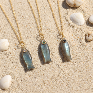 Collier pendentif poisson labradorite flashy en pierre naturelle plaqué or 18 ct mini cz yeux sculpté à la main collier de chaîne câblée en pierres précieuses - Product Image 3