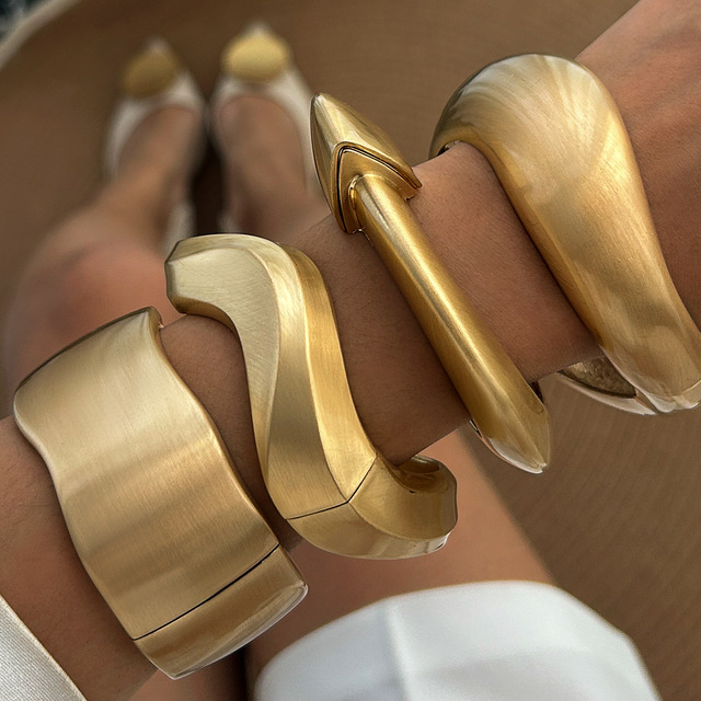 Vintage Design Irregular Spring Wide Bangle Bracelets for Women Fashion Street Lady Cuff Bracelets on Wrist Female Jewelry Gifts