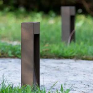 โคมไฟตกแต่งภายนอกสไตล์อาร์ตเดโค ทำจากโลหะคอร์เทนสีสนิม ผิวสัมผัสธรรมชาติ กันน้ำ ใช้หลอดไฟ LED แบบตั้งพื้น ปรับขนาดได้ตามต้องการ - Product Image 3