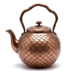 Tetera de Cobre Hecha a Mano con Patrón de Escamas y Asa de Arco Alto, Tetera Tradicional China de Metal - Product Image 4