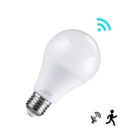 Ampoule de veilleuse automatique à détecteur de mouvement 5W 7W 9W 12W 15W, ampoule LED A60 avec détecteur de mouvement