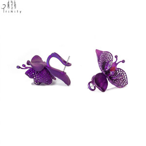 High Quality Wholesale Manufacturer Export <b>Earrings</b> Jewelry Large Pure Titanium 18K Solid Gold Natural Ruby And Spinel <b>Earrings</b> - Product Image 5