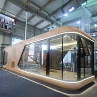 Capsule spatiale moderne de luxe Maison préfabriquée en conteneur de haute qualité pour les hôtels Sortie d'usine Hôtels spatiaux modernes de luxe