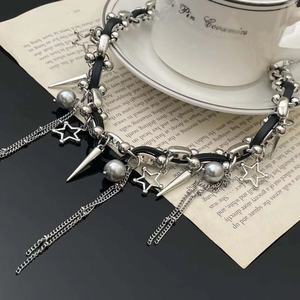Nuova Collezione 2025: Collana Vistosa Placcata Argento Stile Hip Hop per Ragazze Alla Moda - Product Image 4