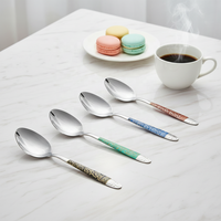 Lot de couverts en acier inoxydable 410 poli miroir avec motif en relief couleur or, cadeau promotionnel pour restaurant