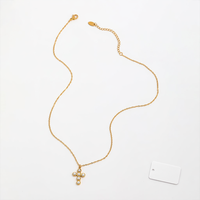 Collier ras du cou en acier inoxydable plaqué or 18 carats avec pendentif croix imitation perle, idéal pour pull, vente en gros de bijoux