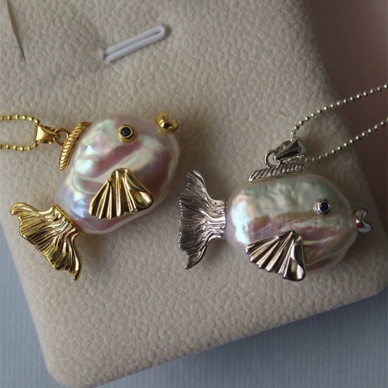 Steel color ugly fish-o-shaped chain