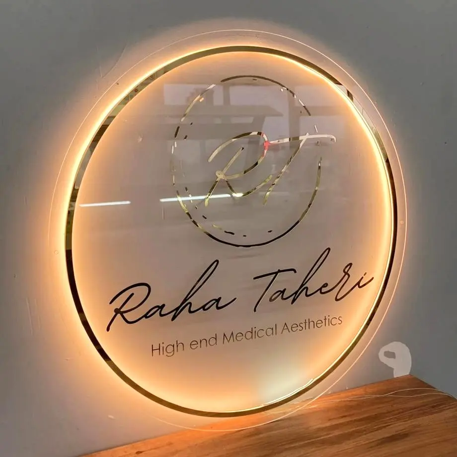 Lampu Led kustom tanda elektronik luar ruangan lampu iklan 3D huruf Logo akrilik untuk bisnis toko penanda depan