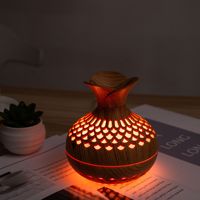 Difusor de aceite de aromaterapia de madera USB de 300ML con luces de colores Humidificador inteligente para purificar el aire en el hogar del hotel Uso en el automóvil