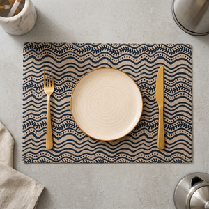 Set de table en lin de qualité supérieure |   Set de table imprimé à motif ondulé bleu marine et beige |   Set de table décoratif réutilisable - Product Image 2