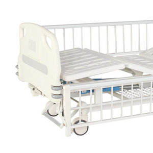 Lit médical Help Health 2100*1010 à double bascule manuelle pour usage hospitalier avec barrière de sécurité - Product Image 1