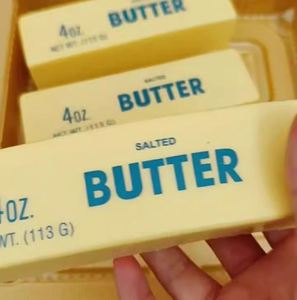 Jouet sensoriel en mousse PU en gros, bloc de beurre en forme de barre de crème, jouet souple pour tous les âges, à récupération lente pour le soulagement du stress - Product Image 3